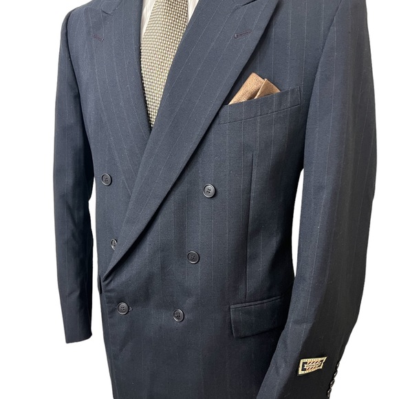 NWT….HUNTING HORN DESIGN FOR J. RIGGINGS A BLEND POLY & WOOL SIZE 46L, NAVY. - Picture 4 of 14